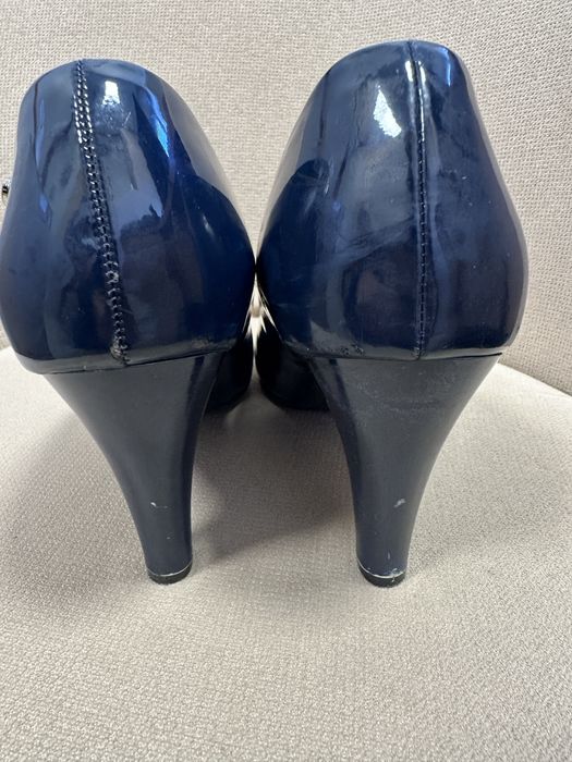 Buty na niskim obcasie