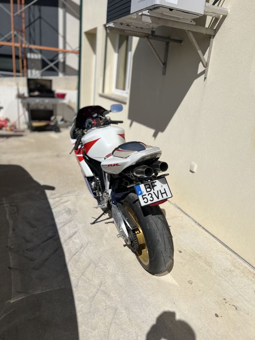 Honda cbr 1000rr