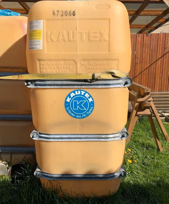 Zbiornik 2000 L z obejmami metalowymi szambo ścieki deszczówka paliwo