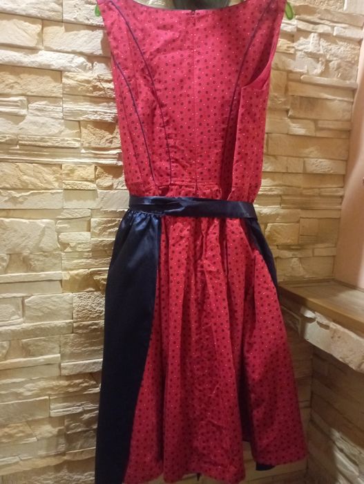 Strój sukienka bawarska