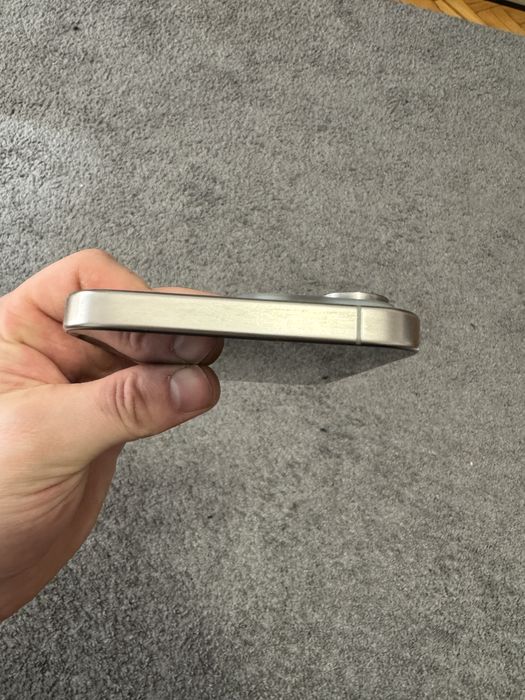 Perfekcyjny Iphone 15 PRO MAX 256gb