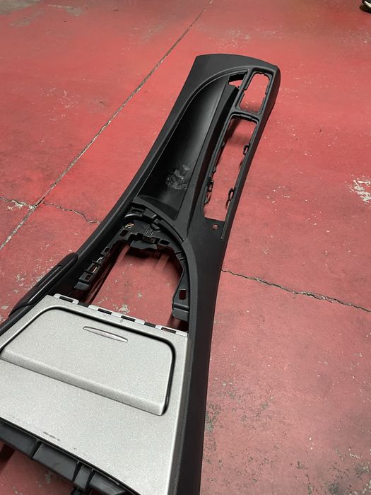 Consola central bmw serie 1 E82 E81 E87