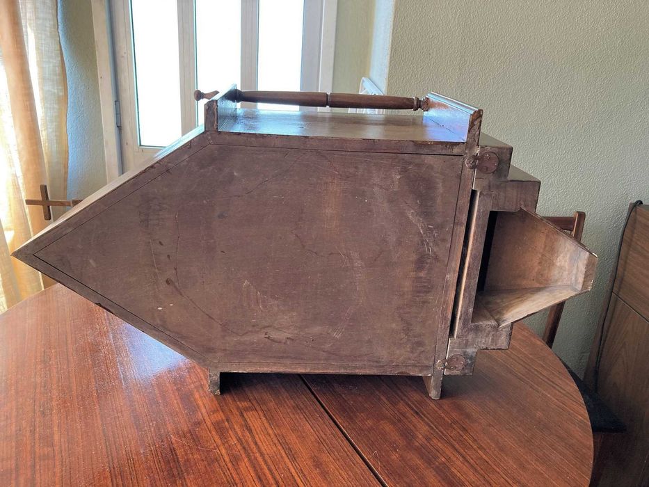Oratório Antigo para Parede (97x47cm)