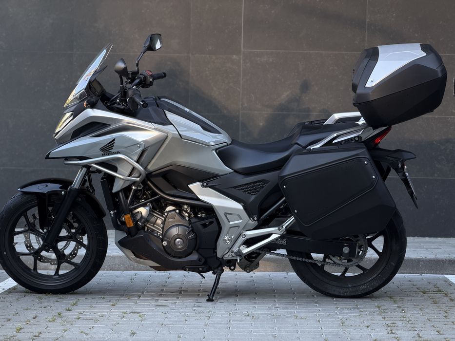 HONDA NC750X DCT / 2024 - 5.000kms!