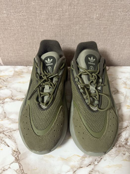 Кросівки Adidas Ozelia оливкові