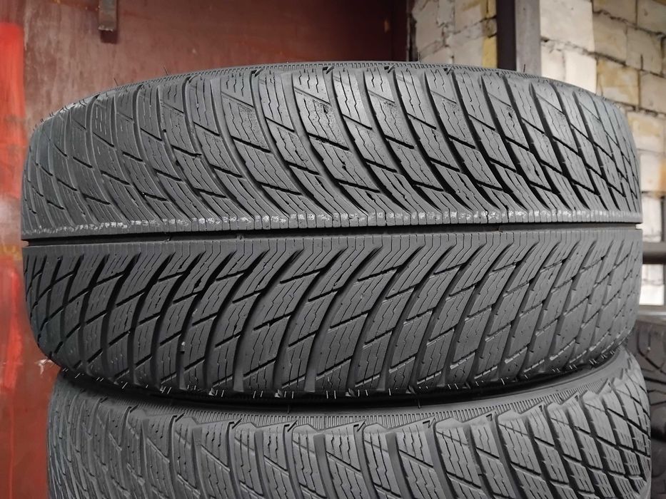 Шини бу 225/40 R19 Michelin Pilot Alpin 5 Пара Зима