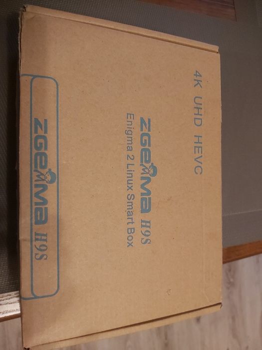 Dekoder ZGEMMA H9S Enigma 2 Linux Smart Box