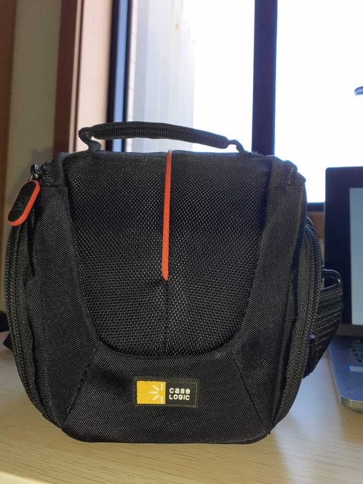 Sony DSC-H300 Digital Camera + Carrying Backpack (Semi-New)64737811958146124