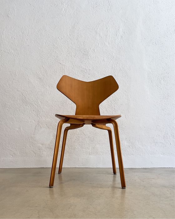 6 Cadeiras “Grand Prix” de Arne Jacobsen