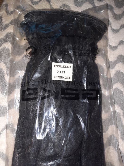 Rękawice policji niemieckiej nowe