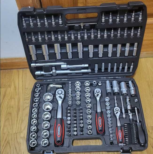 F1060 Roquete chaves 172 peças de 1/2" e 1/4" e 3/8"  172 peças