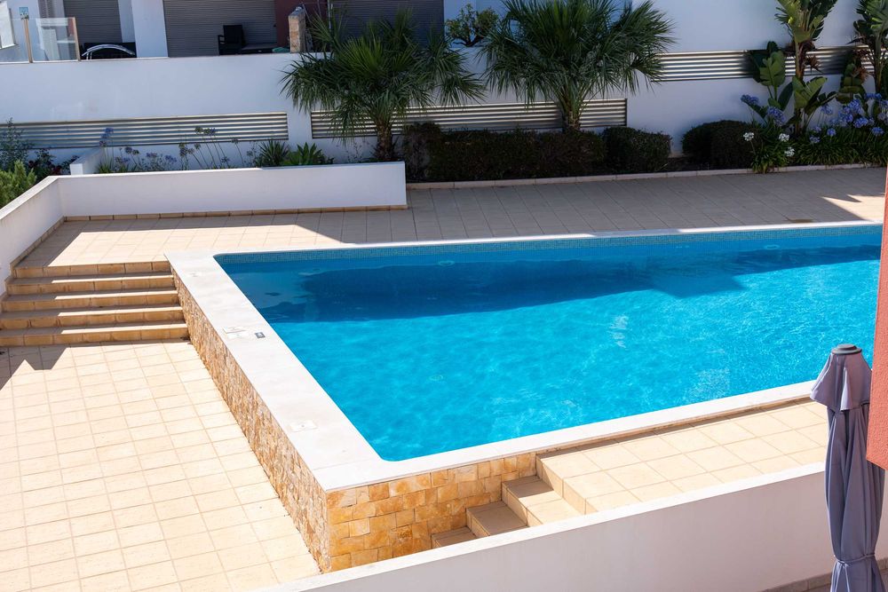 Apartamento T2 Vitismar em Vale Parra com piscina