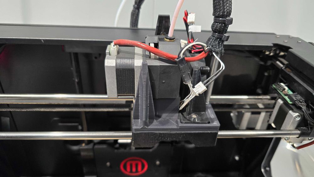Impressora 3D MakerBot Replicator493118989219942403