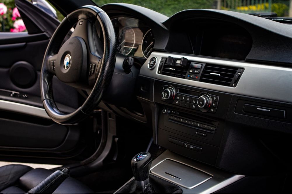 BMW 320 coupe x-drive pack M