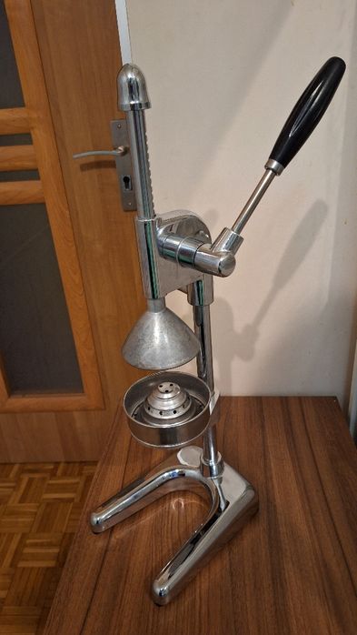 Wyciskarka do cytrusów.