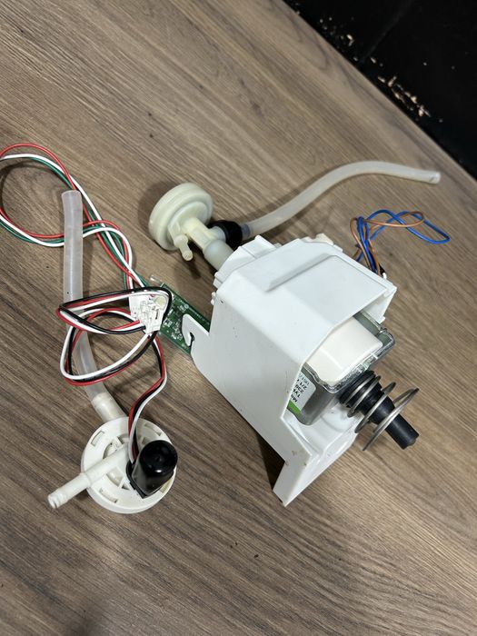 Siemens eq6 pompa przepływomierz