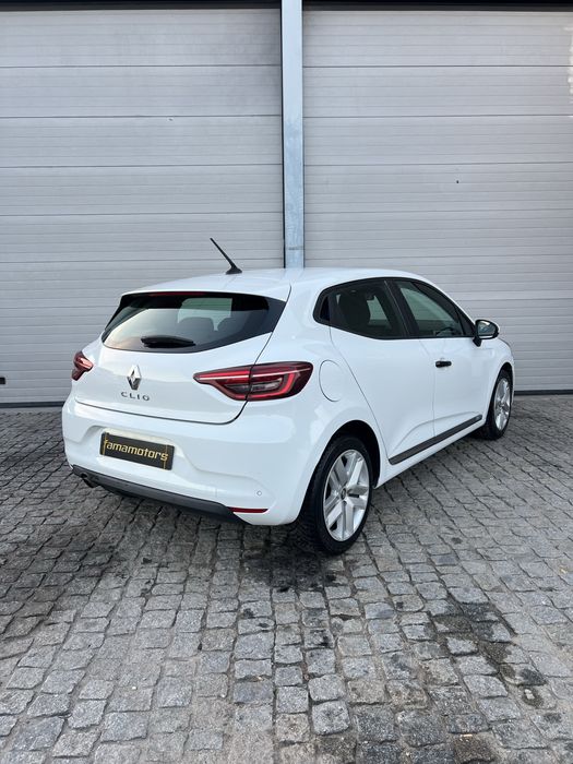 Renault Clio — fotografia 2