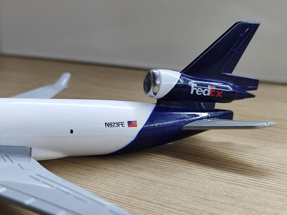 Model MC Donnell Douglas MD11