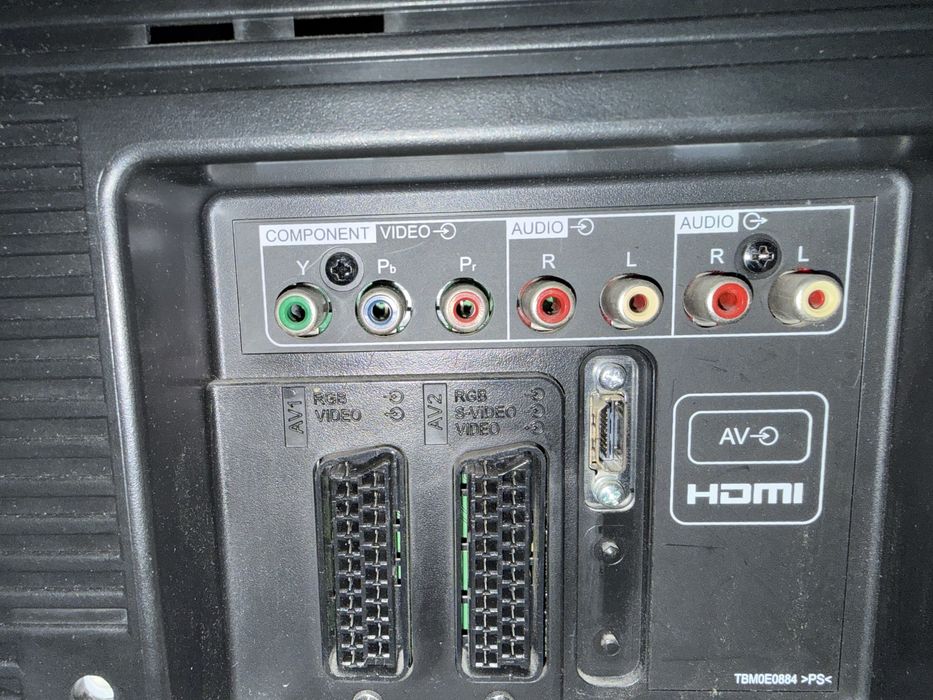 Продам телевізор panasonic TX-R32LE7A