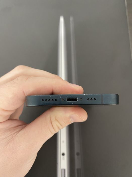 Смартфон Apple iPhone 13 128Gb Midnight