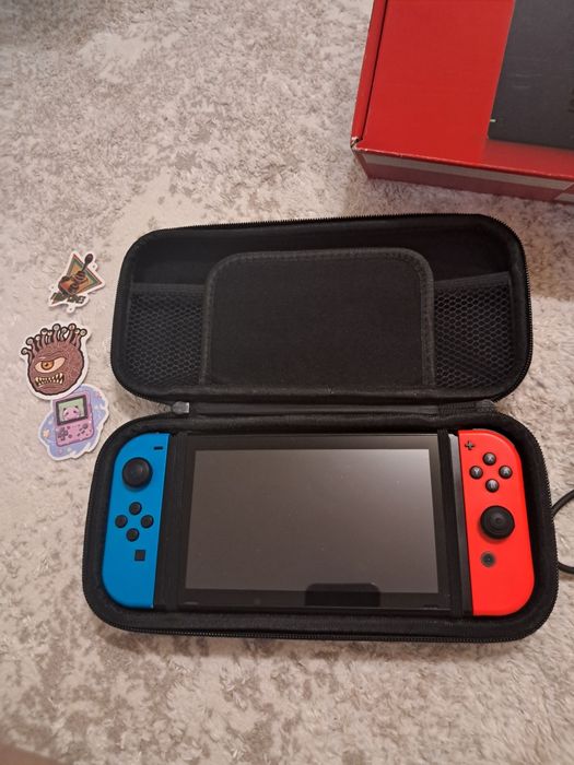 Продам Nintendo Switch