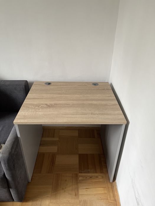 Małe biurko blat 70x80