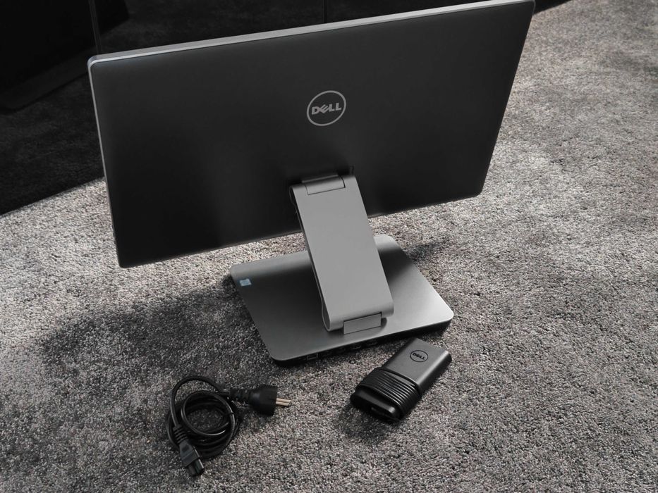 Dell Inspiron 7459 Intel Core i7 16GB RAM Win11