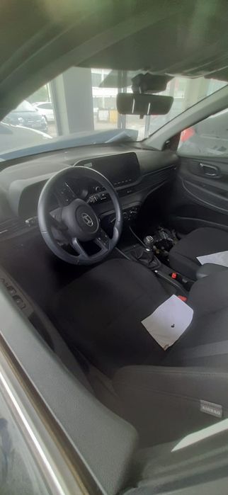 Hyundai i20 1.2 (2024) – Salvado / Acidentado