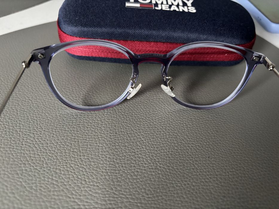 Oprawki Tommy Hilfiger transparentne