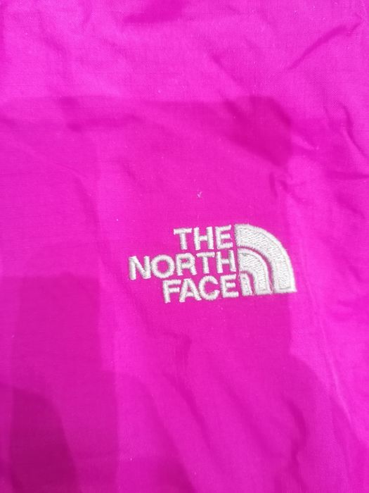 - 55% | Kurtka North Face różowa rozm. L + gratis nowa bluza