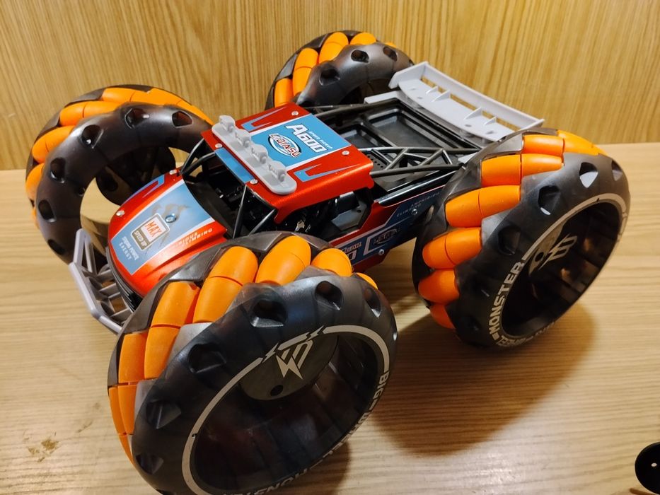 Вездеход twist аккумул. на пульте (2 пульта) радиоупр металл свет звук