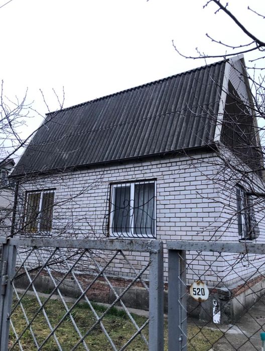 Продам дачу біля лісу