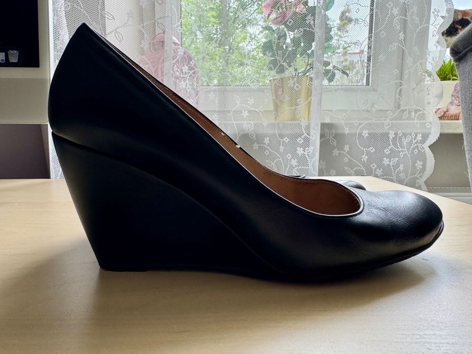 Buty Ryłko na koturnie