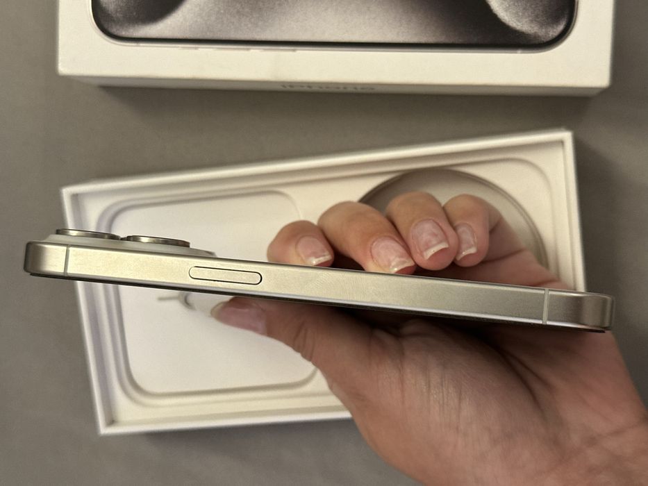 Айфон 15 про 256 памʼять в ідеальному стані