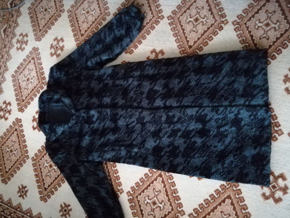 Sztuczne futro , czarne , duży rozmiar