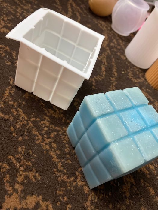 Форми та аксесуари для свічок