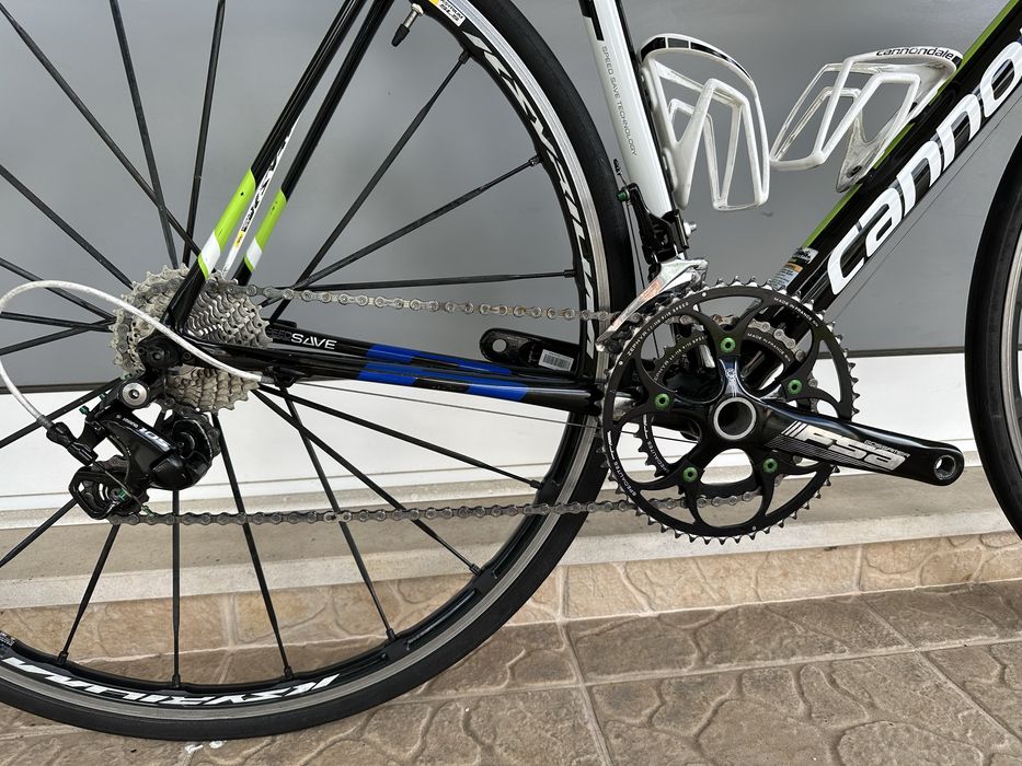 Bicicleta de estrada Cannondale - rodas mavic