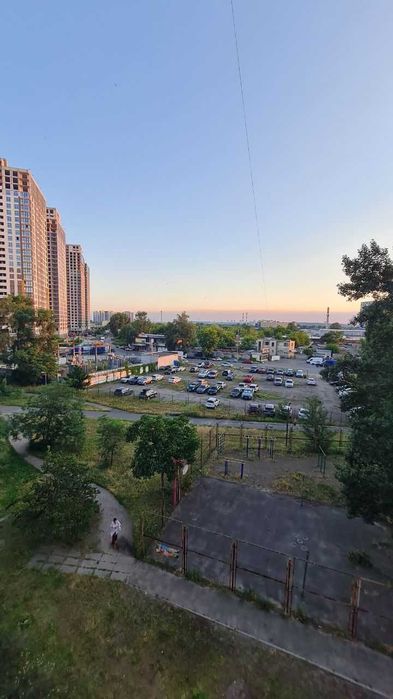 Продаж 1 кімнатної квартири, вул., Сортувальна  2, позняки