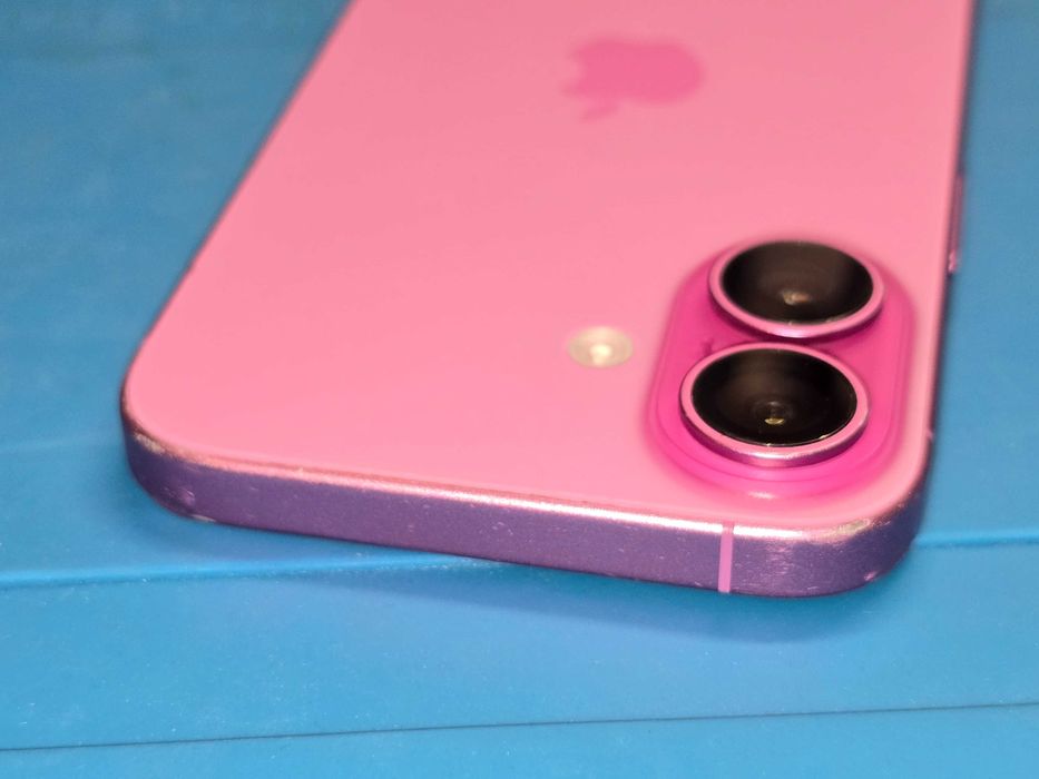 Używany - Apple iPhone 16 128GB Różowy - GSM Baranowo