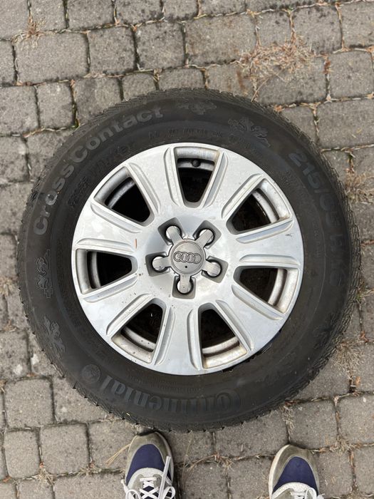 Oryginalne felgi Audi Q3 16” + opony 215/65 R16 | komplet