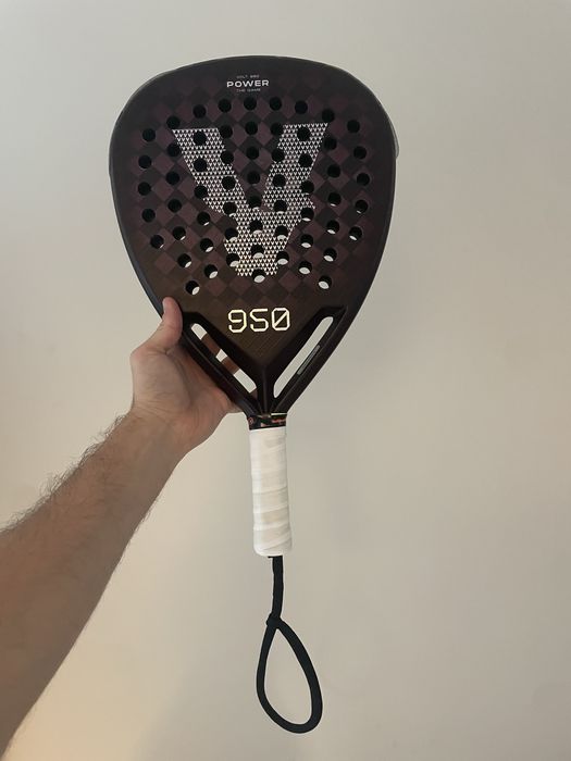 Raquete Padel VOLT 950 V4