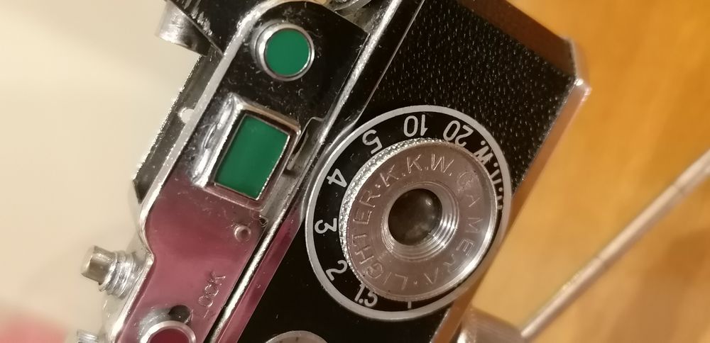 Isqueiro japonês máquina fotográfica antigo