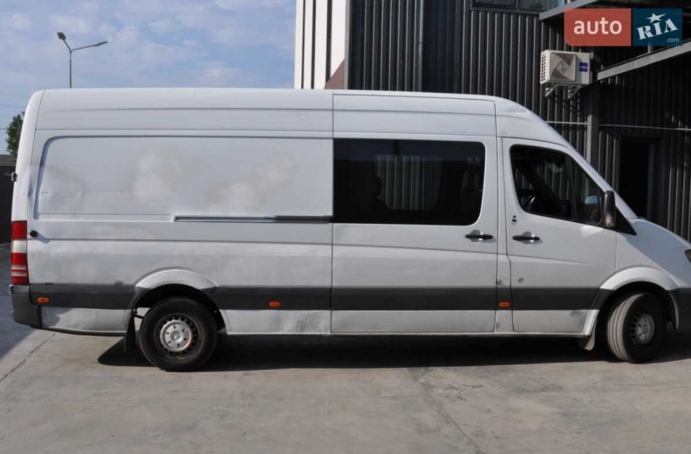 Mercedes-Benz Sprinter 2011