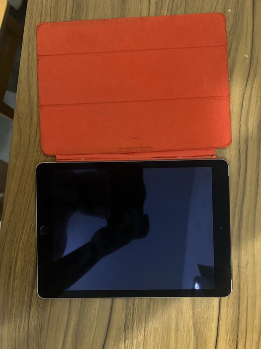 IPad Air 2 128GB 9.7 Wi-Fi+Cellular: 3 699 грн. - Apple Киев на Olx