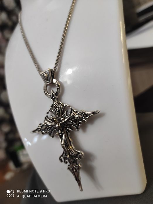 Naszyjnik w stylu gotyckim vintage