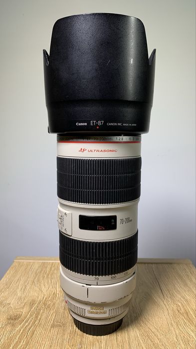 Canon 70-200 f2.8 is