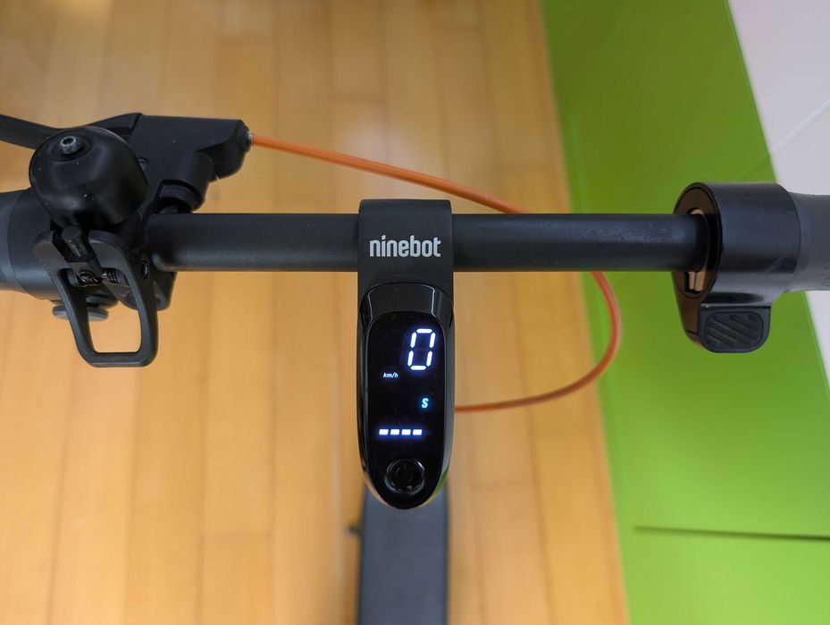 Trotinete elétrica Segway Ninebot F2 Plus E – 2150 km - em bom estado e totalmente funcional
