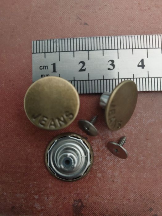 Гудзики (болти) для джинсового одягу