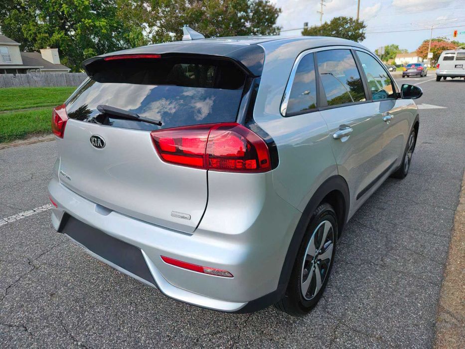 Kia Niro FE      2017