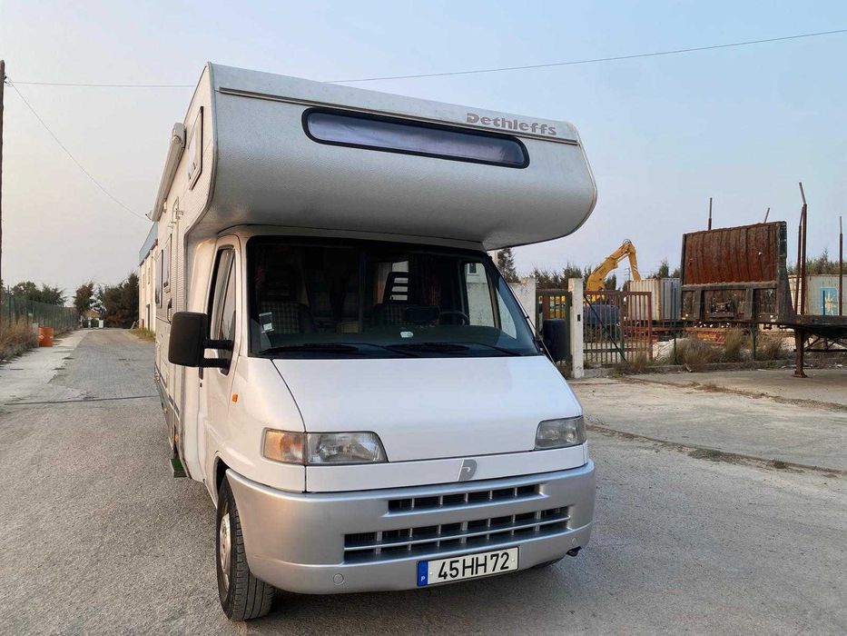 Autocaravana dethleffs  globetrotter